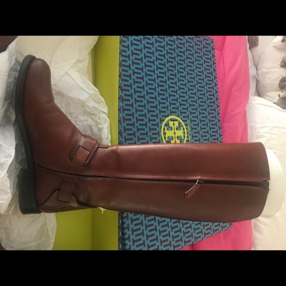 Tory Burch Derby Riding Boot (Almond) Size 6 - Picture 5 of 11